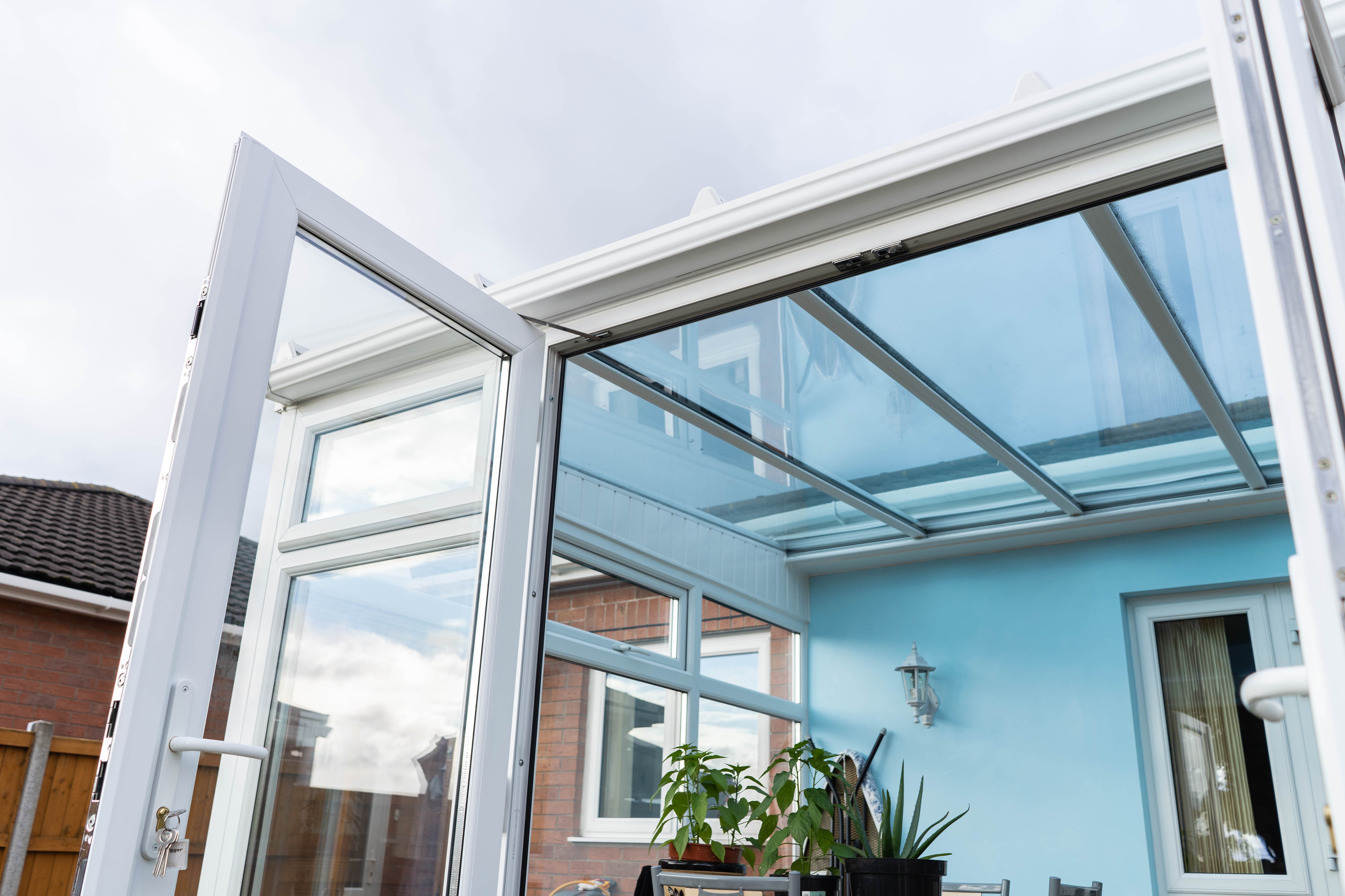 How To Clean A Glass Conservatory Roof? 